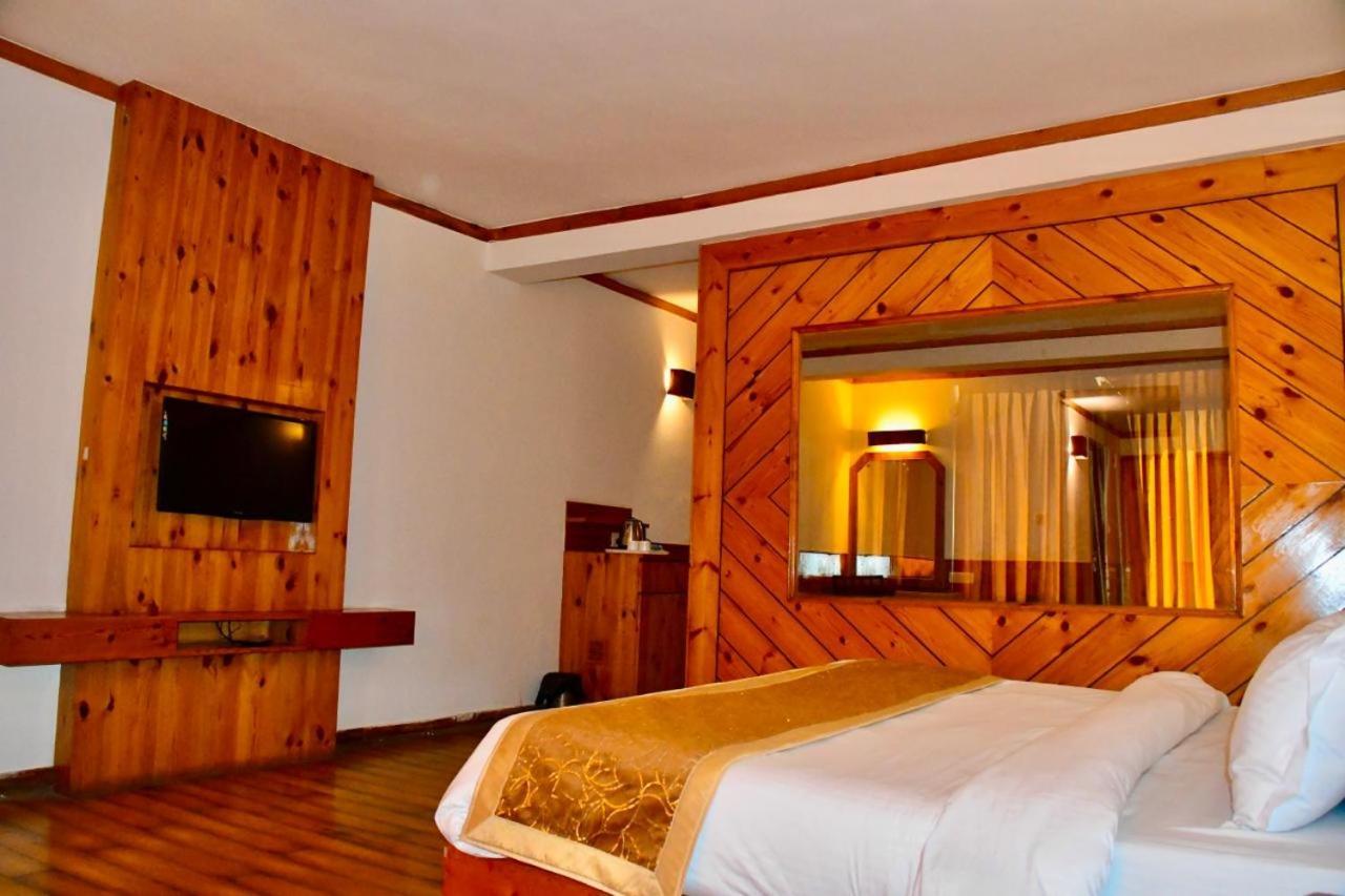 The Whispering Inn Resort And Bar 马拉里 外观 照片