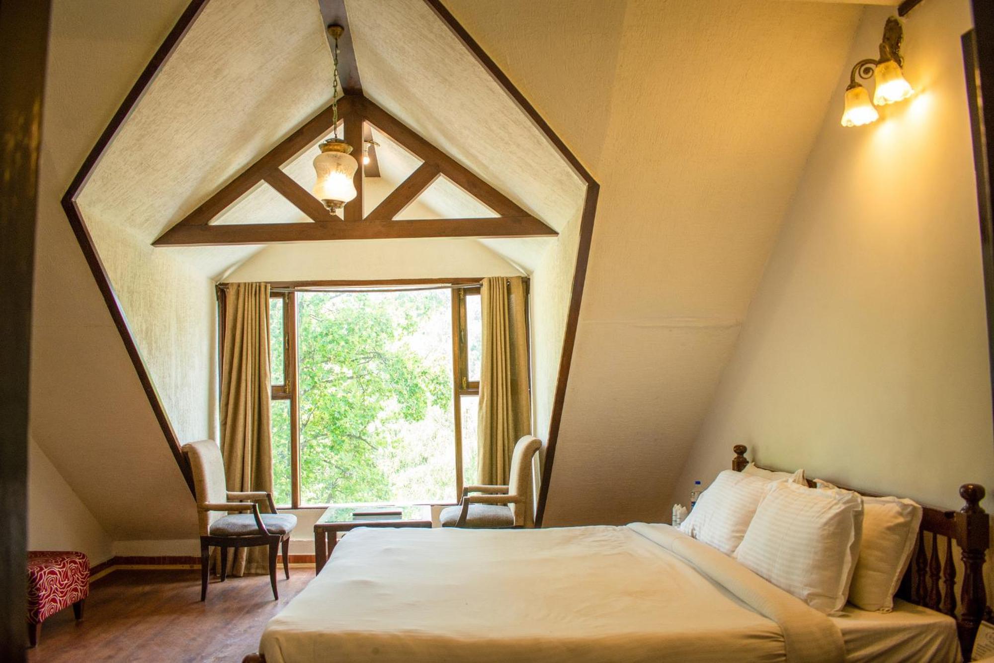 The Whispering Inn Resort And Bar 马拉里 外观 照片
