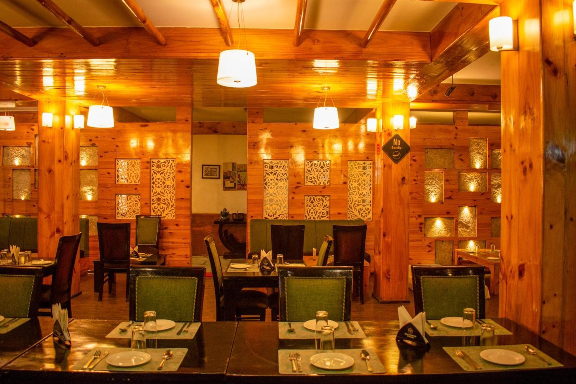 The Whispering Inn Resort And Bar 马拉里 外观 照片
