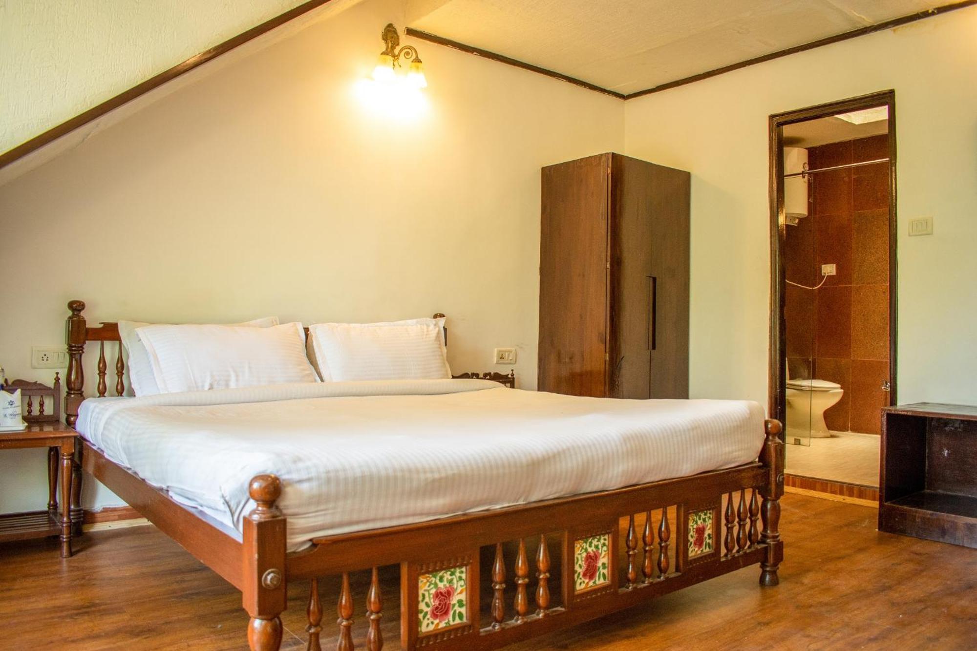 The Whispering Inn Resort And Bar 马拉里 外观 照片
