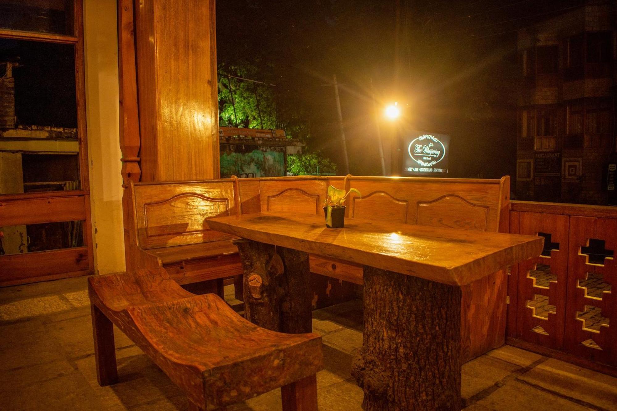The Whispering Inn Resort And Bar 马拉里 外观 照片