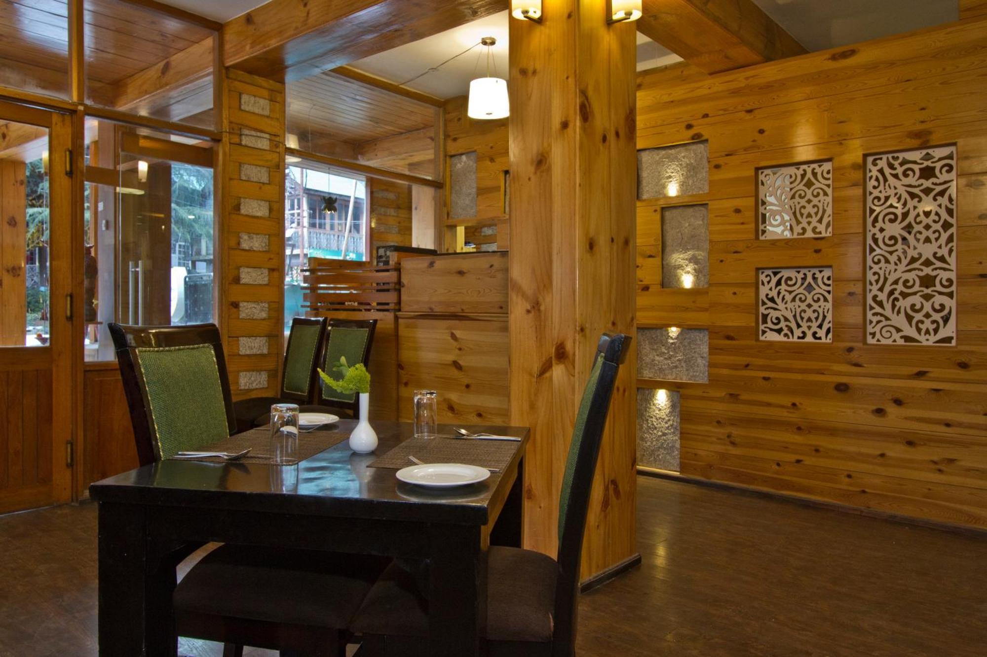 The Whispering Inn Resort And Bar 马拉里 外观 照片